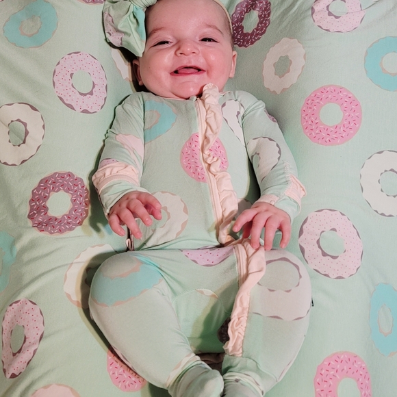 Meet your Posher, Liz Davis - Picture 7 of 16